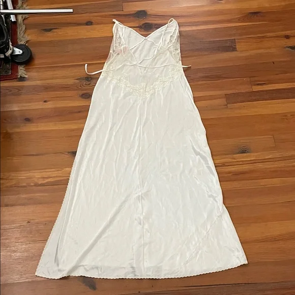 Victoria's Secret Satin Gown Robe Set Womens M/L Bride Lace Elegant - Picture 10 of 16